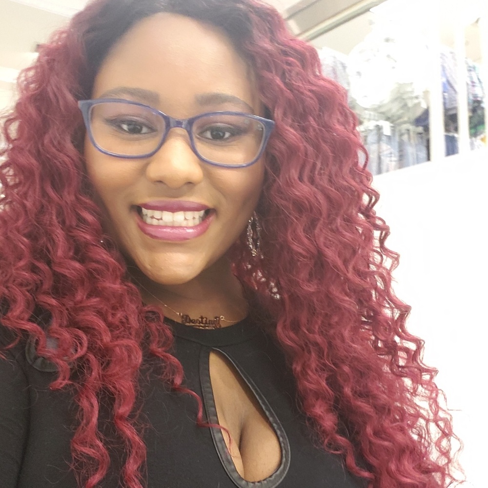 Meet your Posher, Destiny